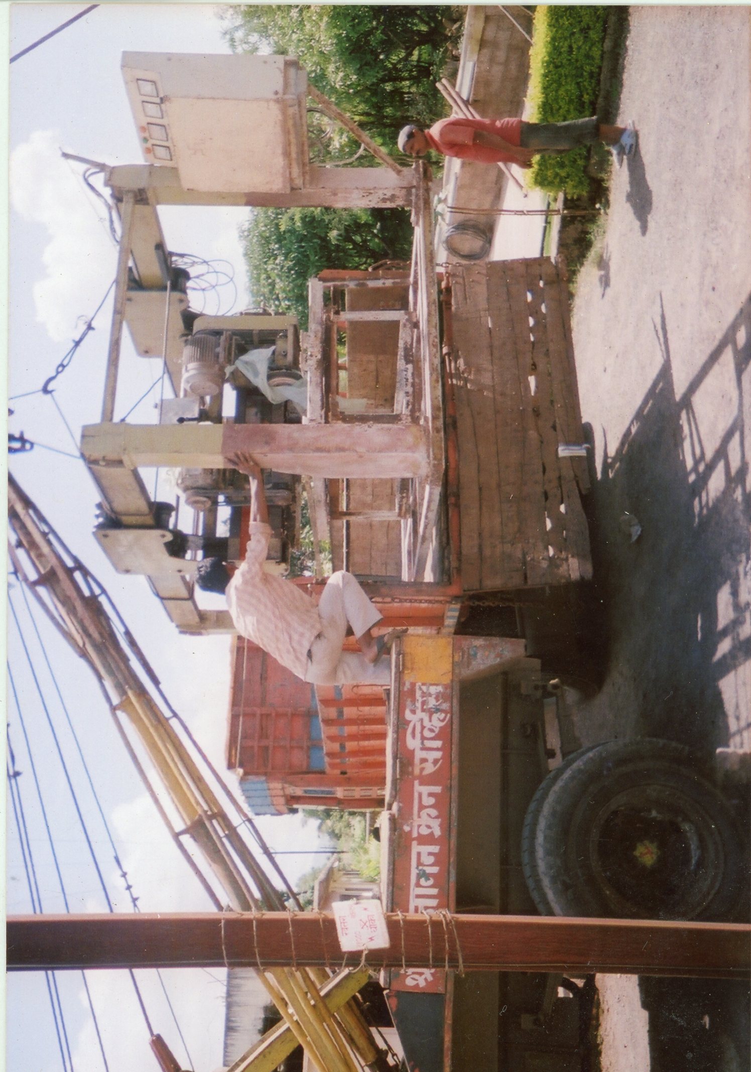 Computerized cutting machine installation